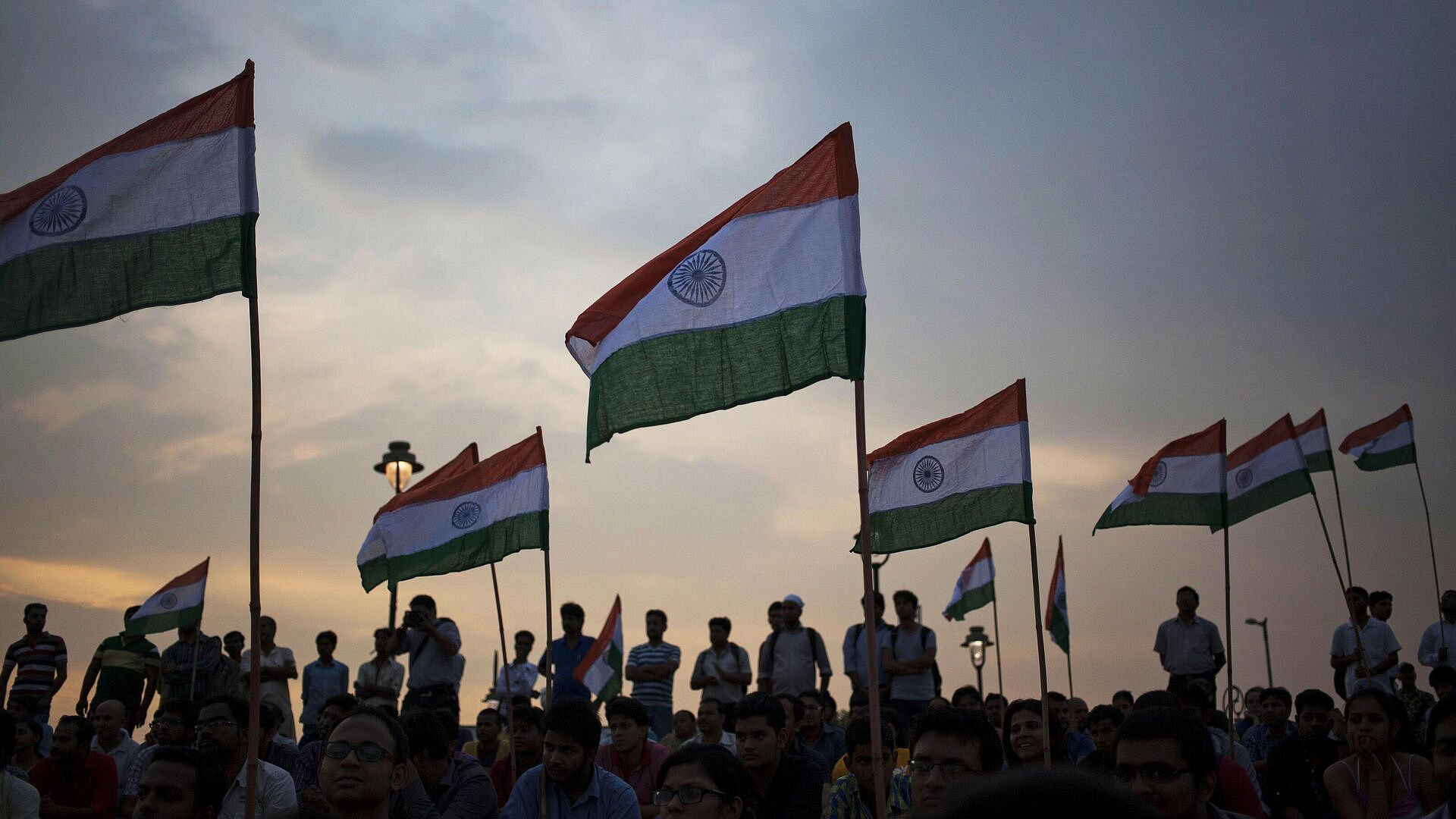 СМИ: крематории в Индии перестали использовать газ из-за нарушений поставок