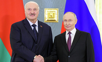 Путин поблагодарил Лукашенко за приезд в Москву с учетом обстановки