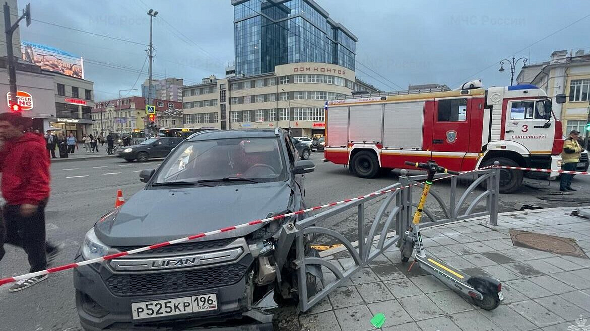 Суд арестовал главу компании, автобус которой сбил людей в Екатеринбурге