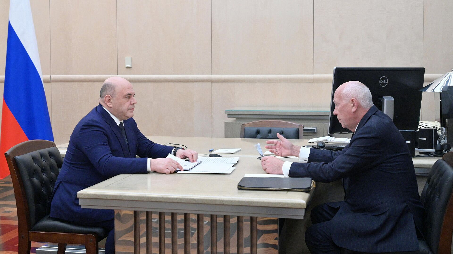 ������� ��������� � ����������� ������������ �������� � ���� ���