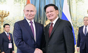 Путин поздравил президента Лаоса с переизбранием