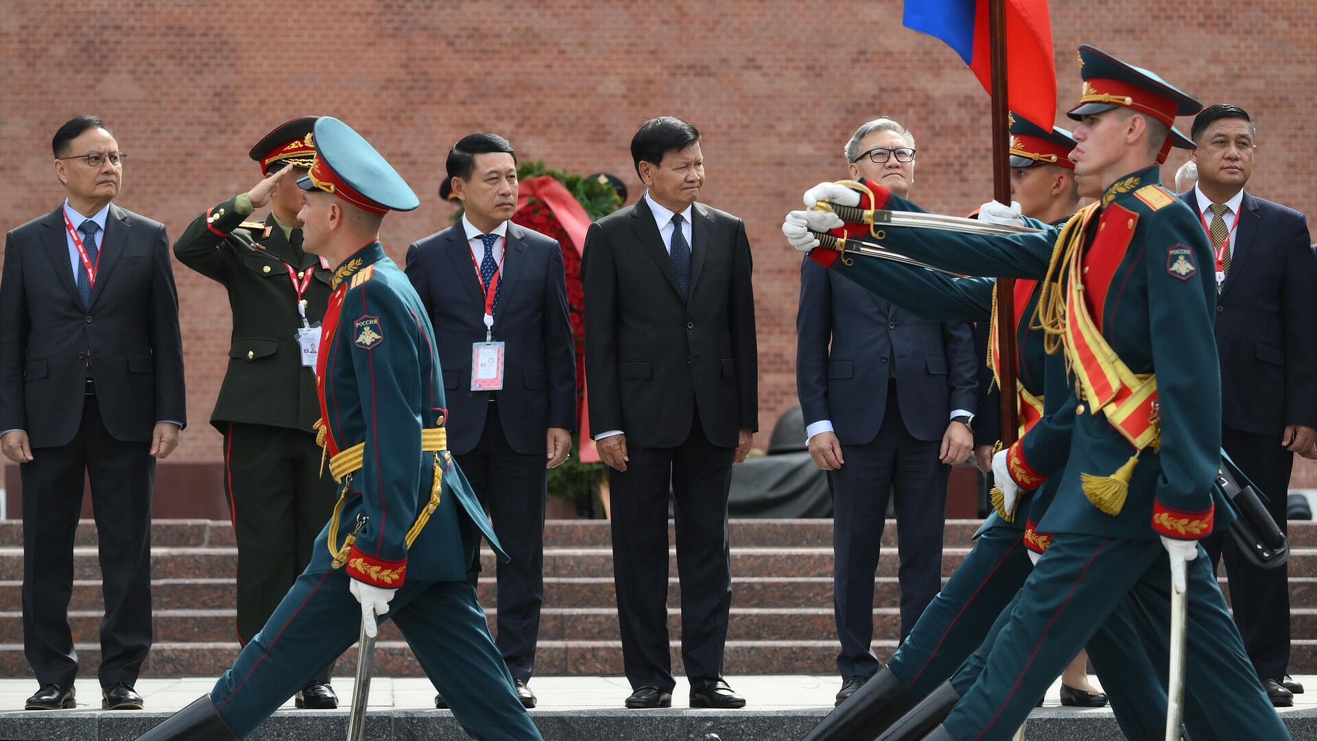 ��������� ����� �������� ����� � ������ ������������ �������