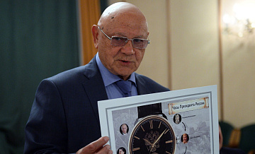 Джанибеков рассказал о снимке загадочного объекта в Атлантике