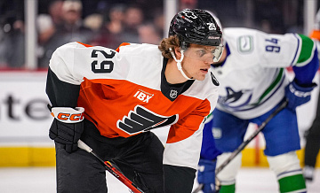 Дубль Гребенкина помог "Филадельфии" обыграть "Анахайм" в матче НХЛ