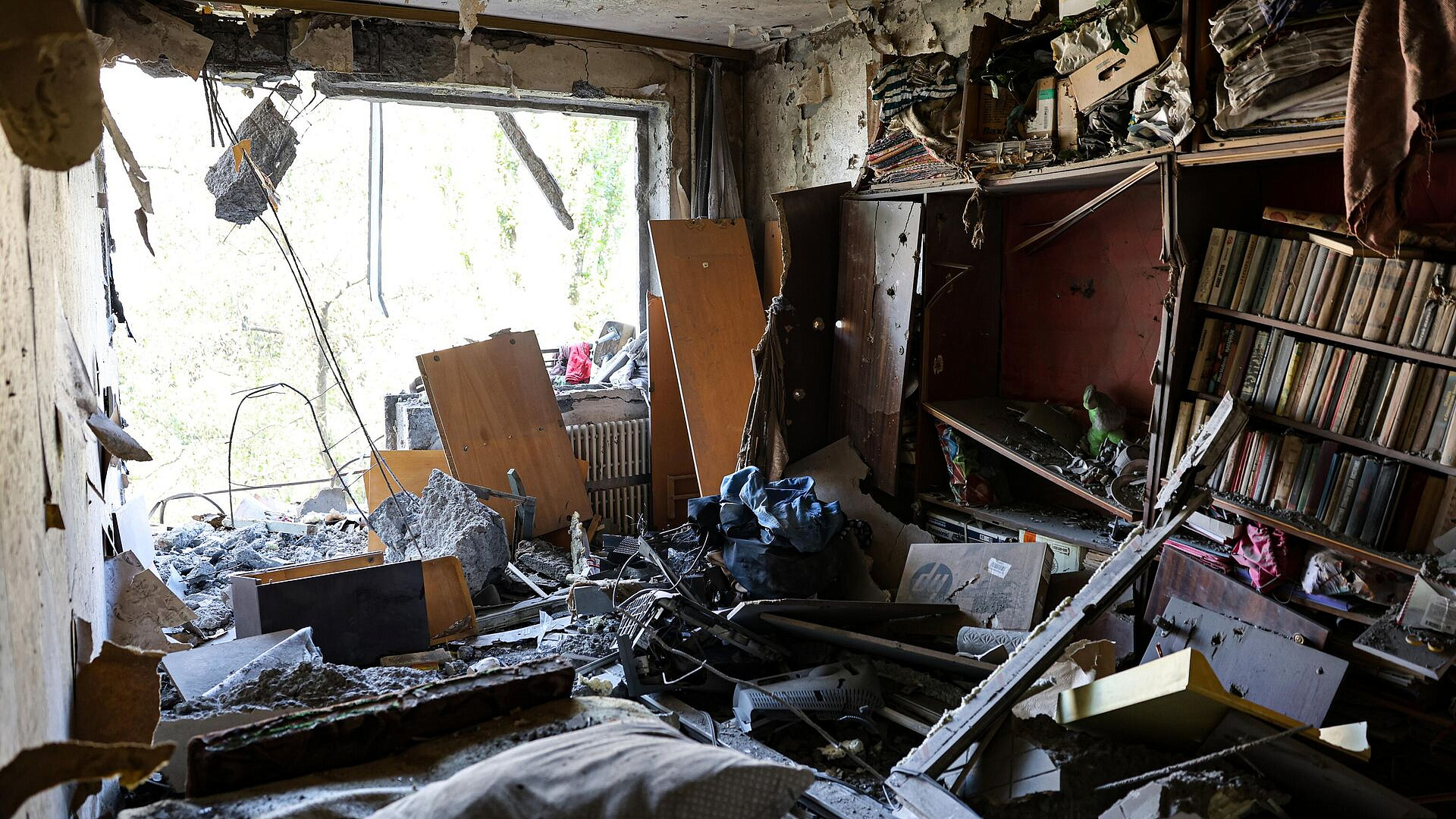 В ДНР при обстрелах со стороны ВСУ пострадали пять мирных жителей