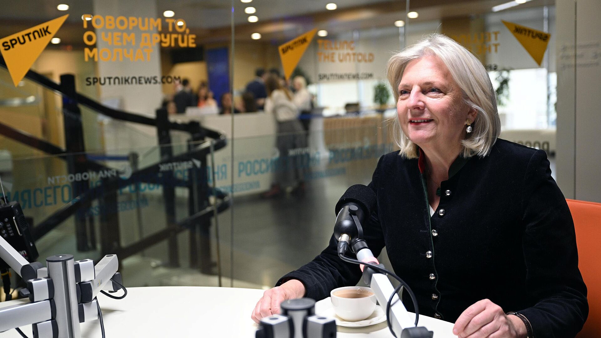 ���������� ����� ����� � ��������� �� � ��������, �������� �������