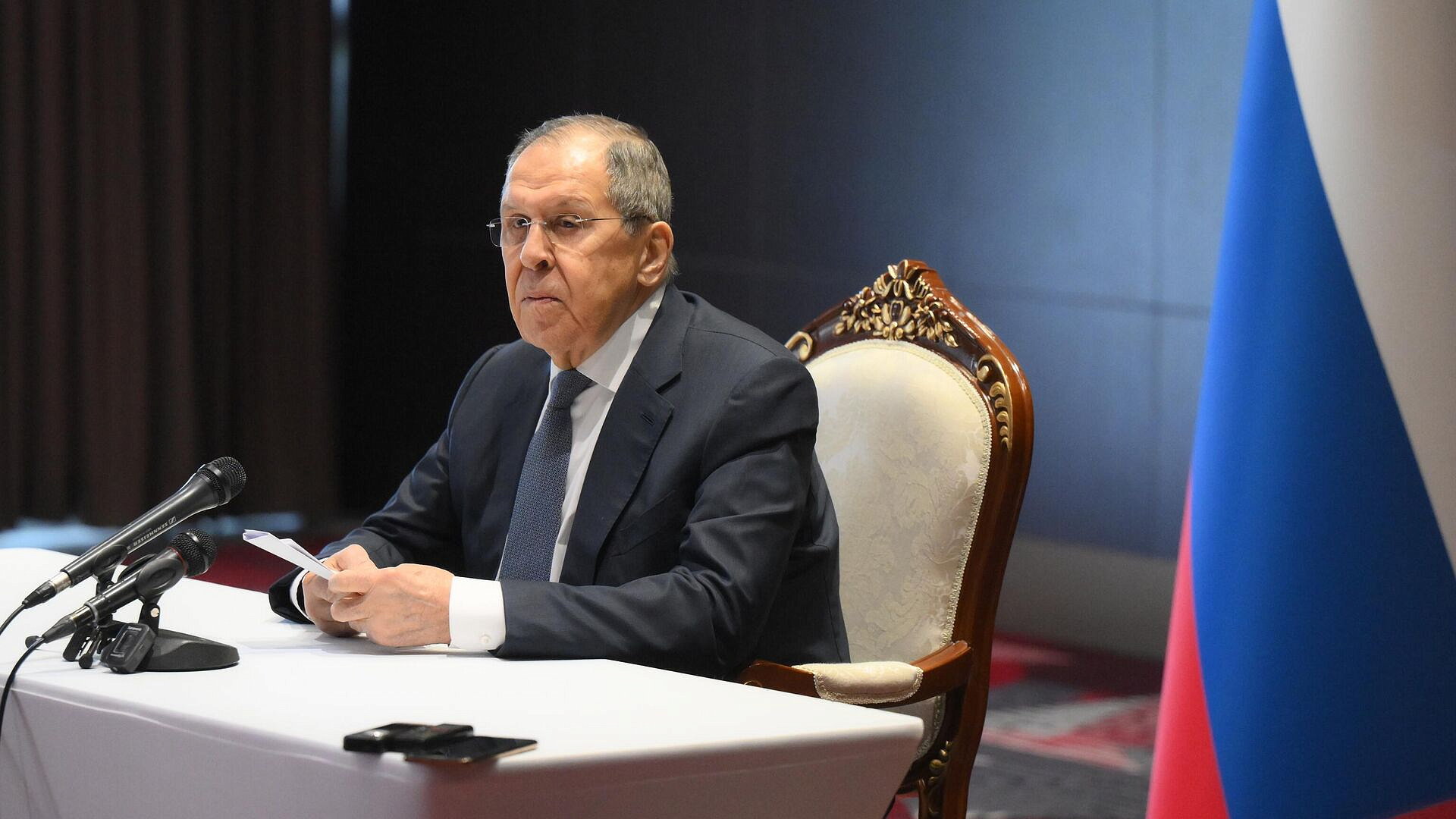 Вопрос санкций на саммите на Аляске не обсуждался, заявил Лавров