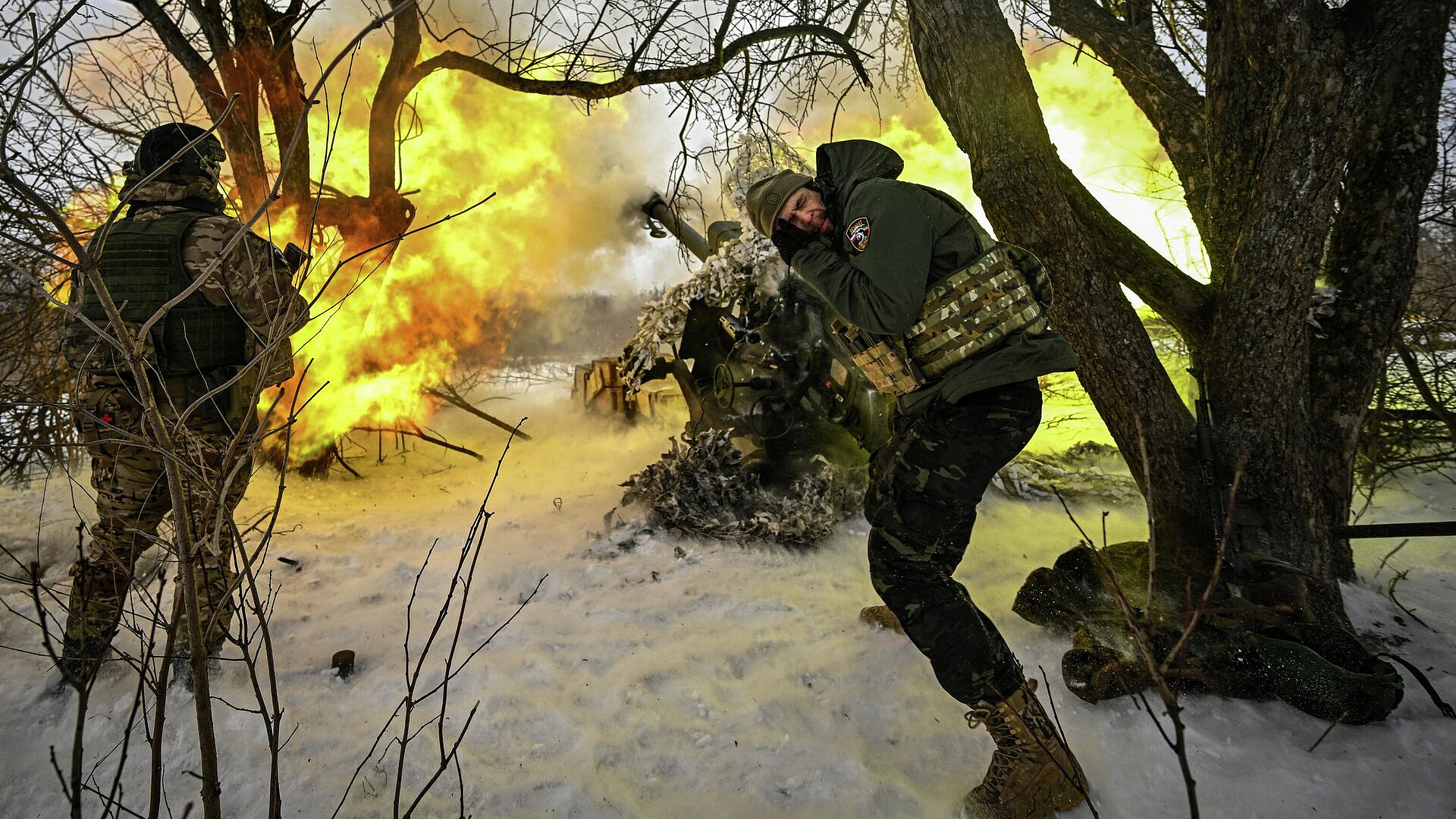 ВС России нанесли шесть групповых ударов по объектам ВПК Украины за неделю