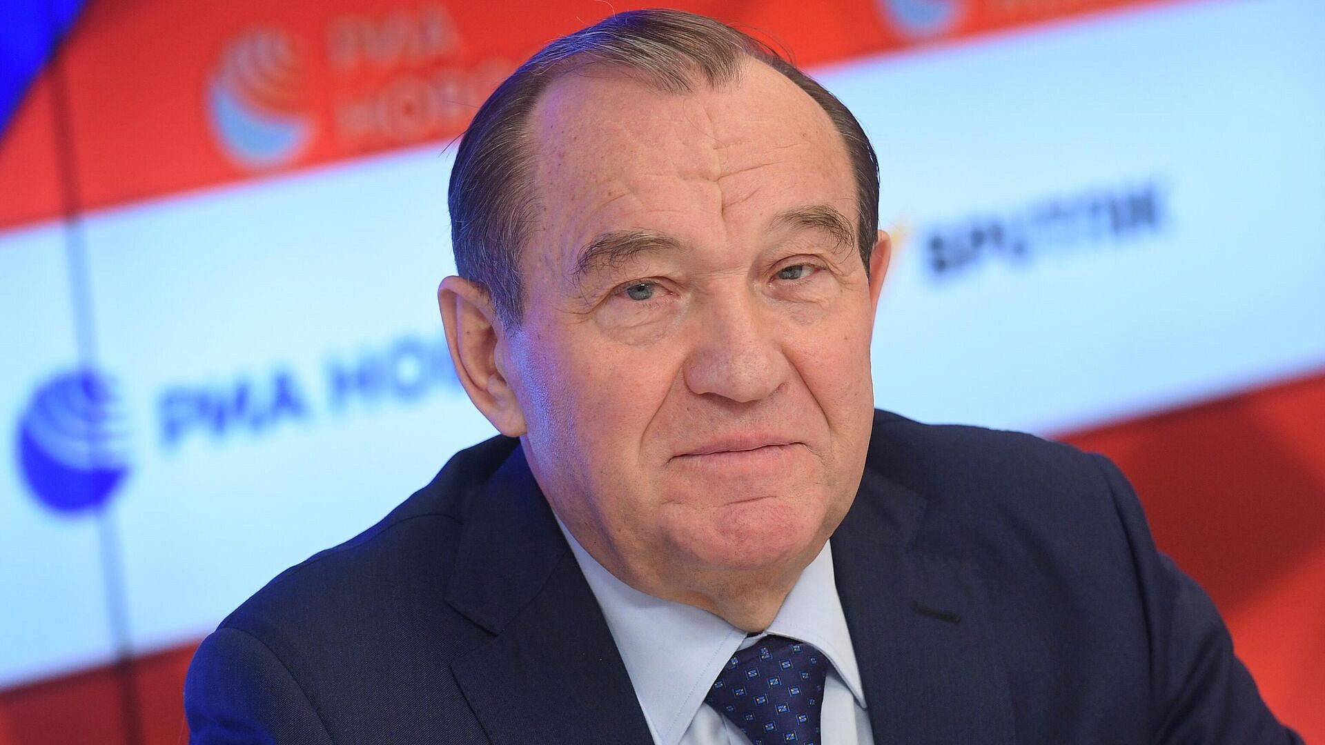 ������� ������� � ���������� ������������� ������������� ���� � �����