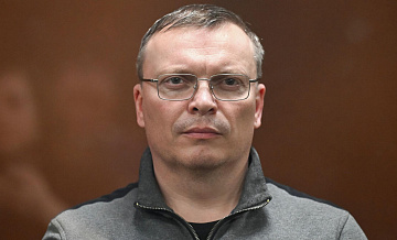 Суд арестовал замгубернатора Челябинской области по делу о взятке