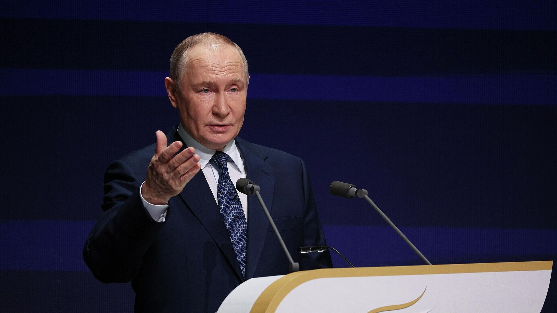 Успех побед России заключается в ее единстве, заявил Путин