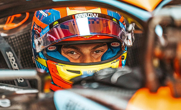 Пиастри показал лучшее время во второй практике Гран-при Австралии