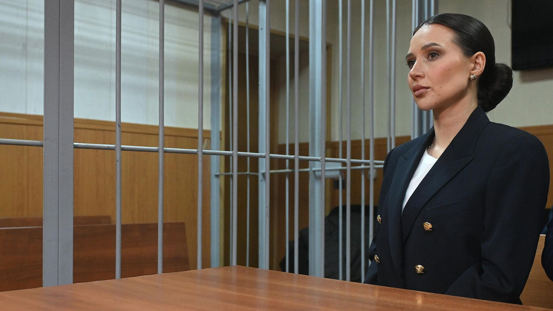 Суд разрешил Лерчек посещать сайты медучреждений