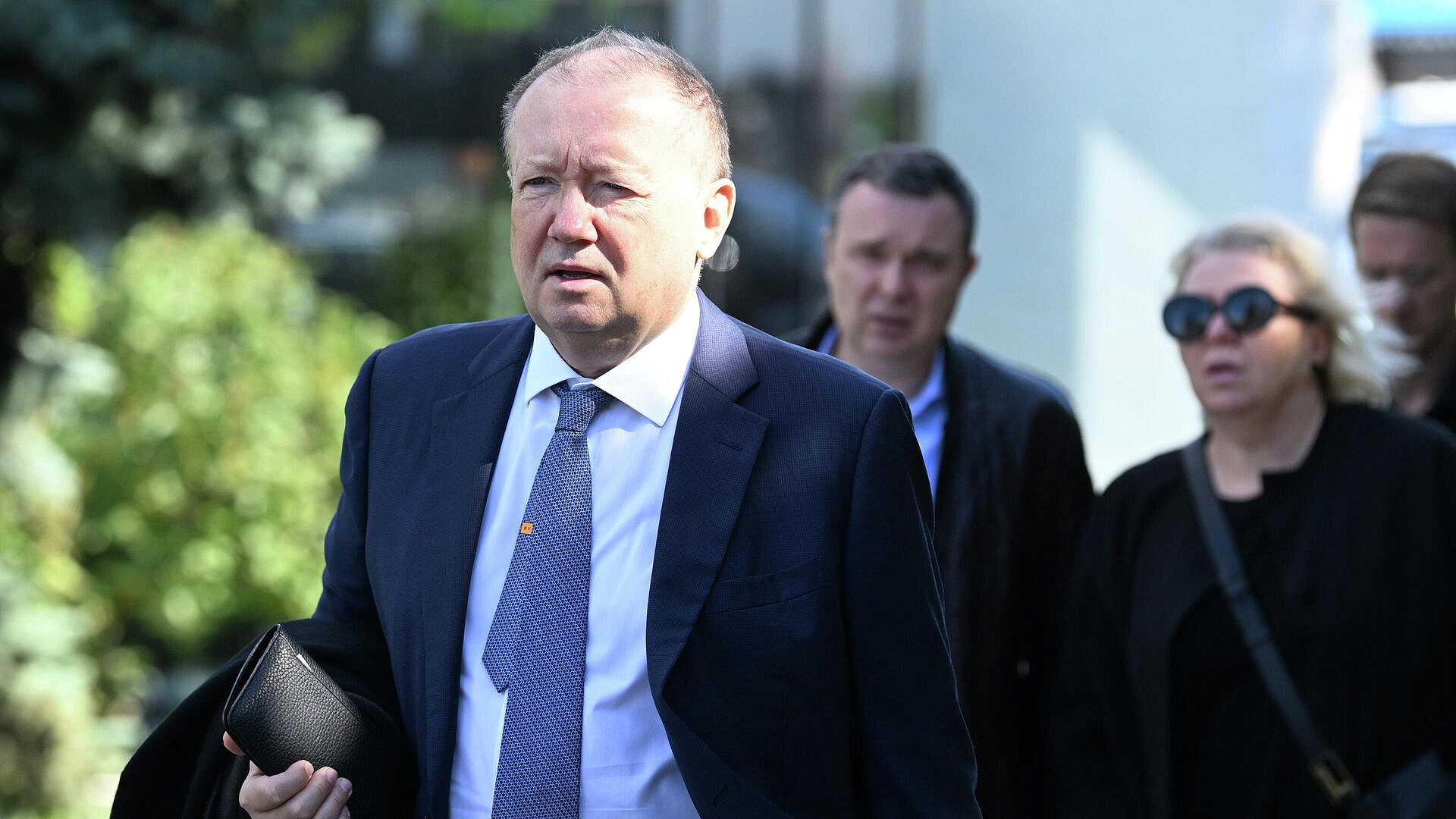 �������� ������ ����� � ��� ����������� ����� ������������� �����������