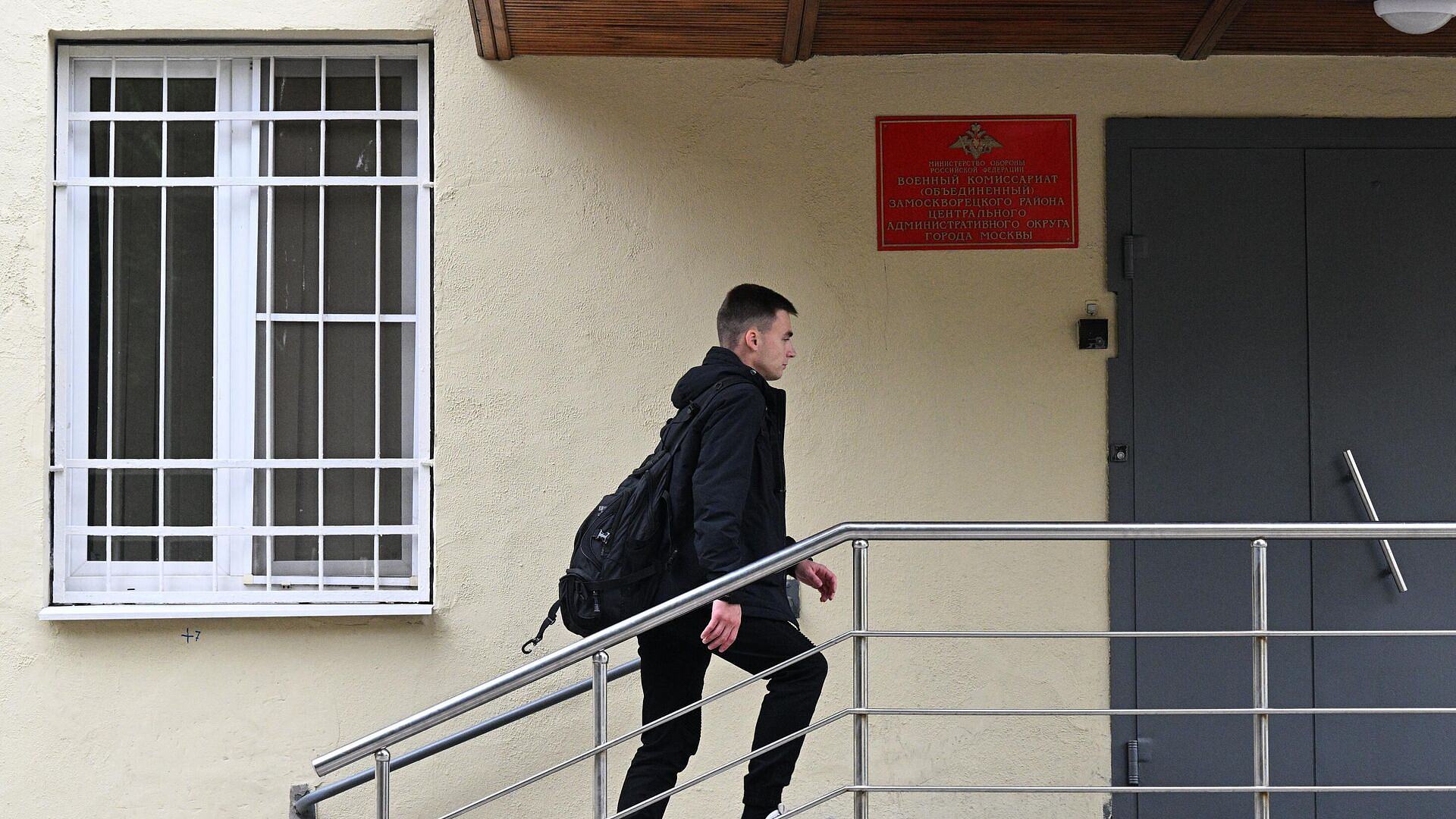 Военкоматы МВО осенью планируют призвать более 30 тысяч срочников