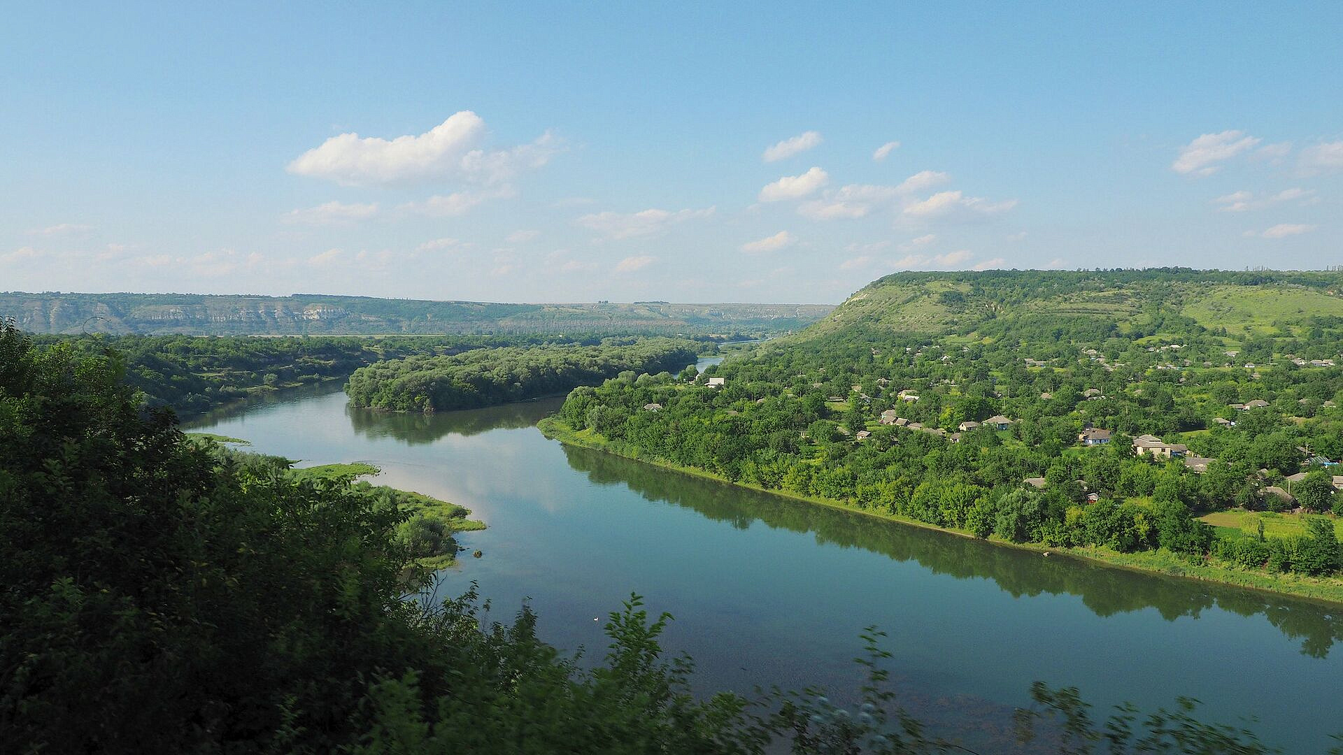 В Молдавии жители Бельц остались без воды из-за загрязнения Днестра