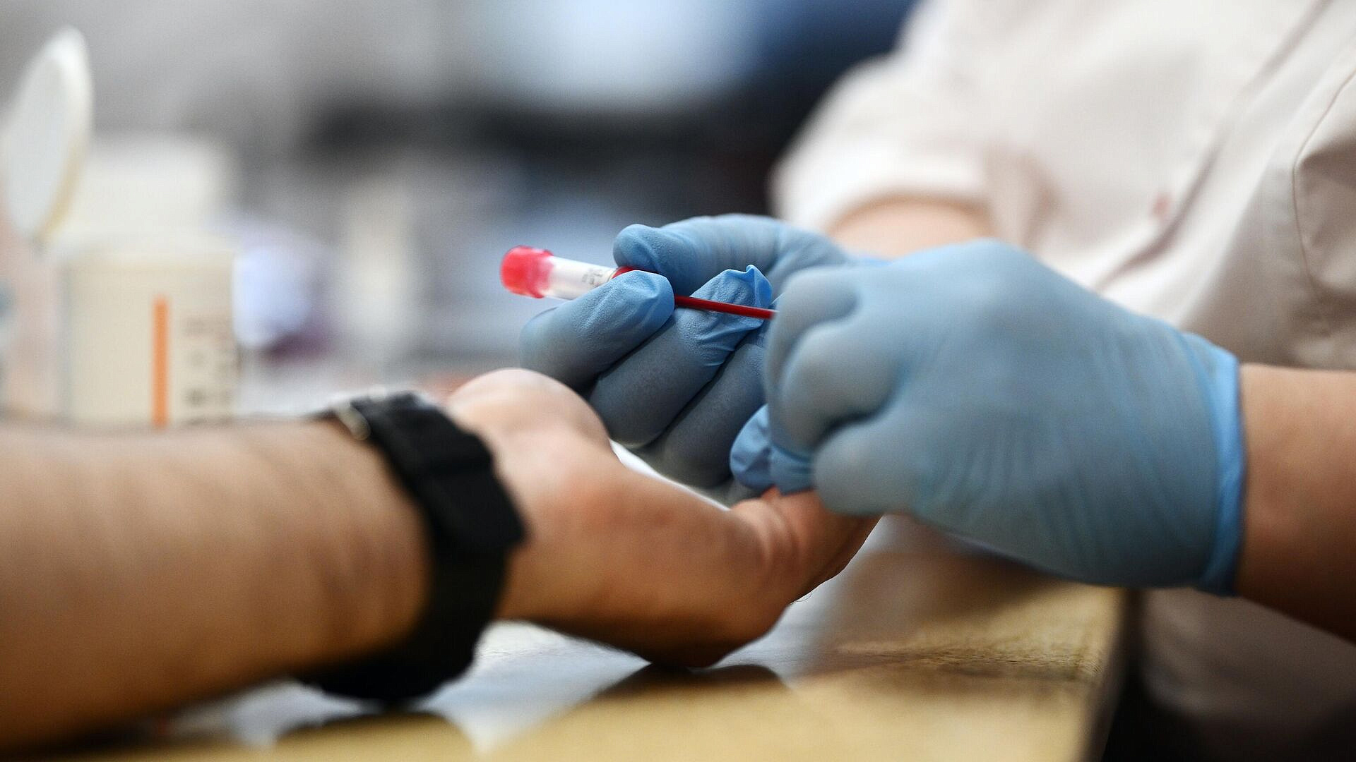 Почти 20 тысяч доноров сдали кровь в Московской области