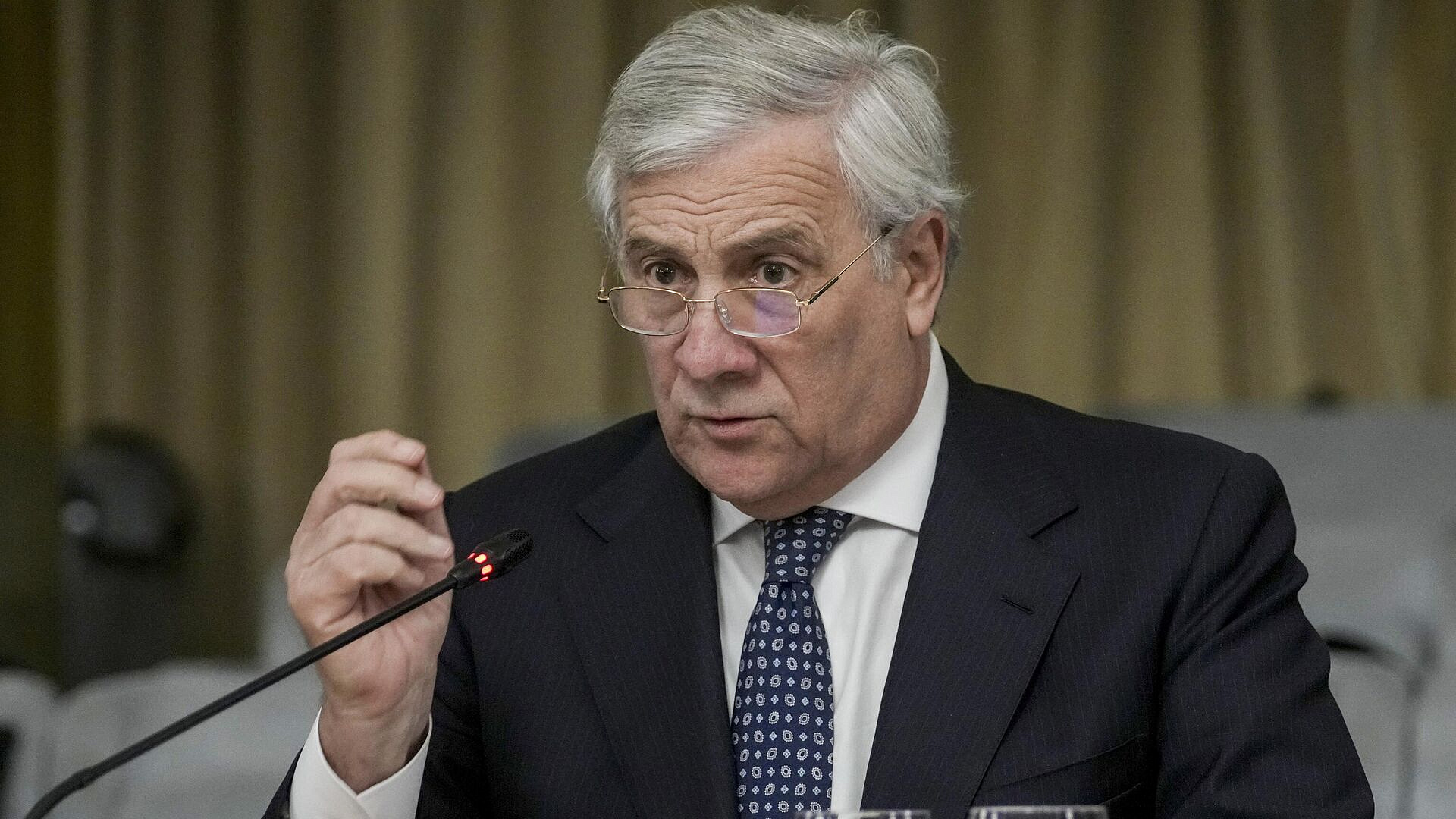 � ������ ������� ������� ��������� � ����� � �������