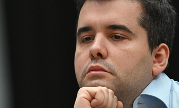 Непомнящий ударил рукой по столу после досадного проигрыша Ниманну
