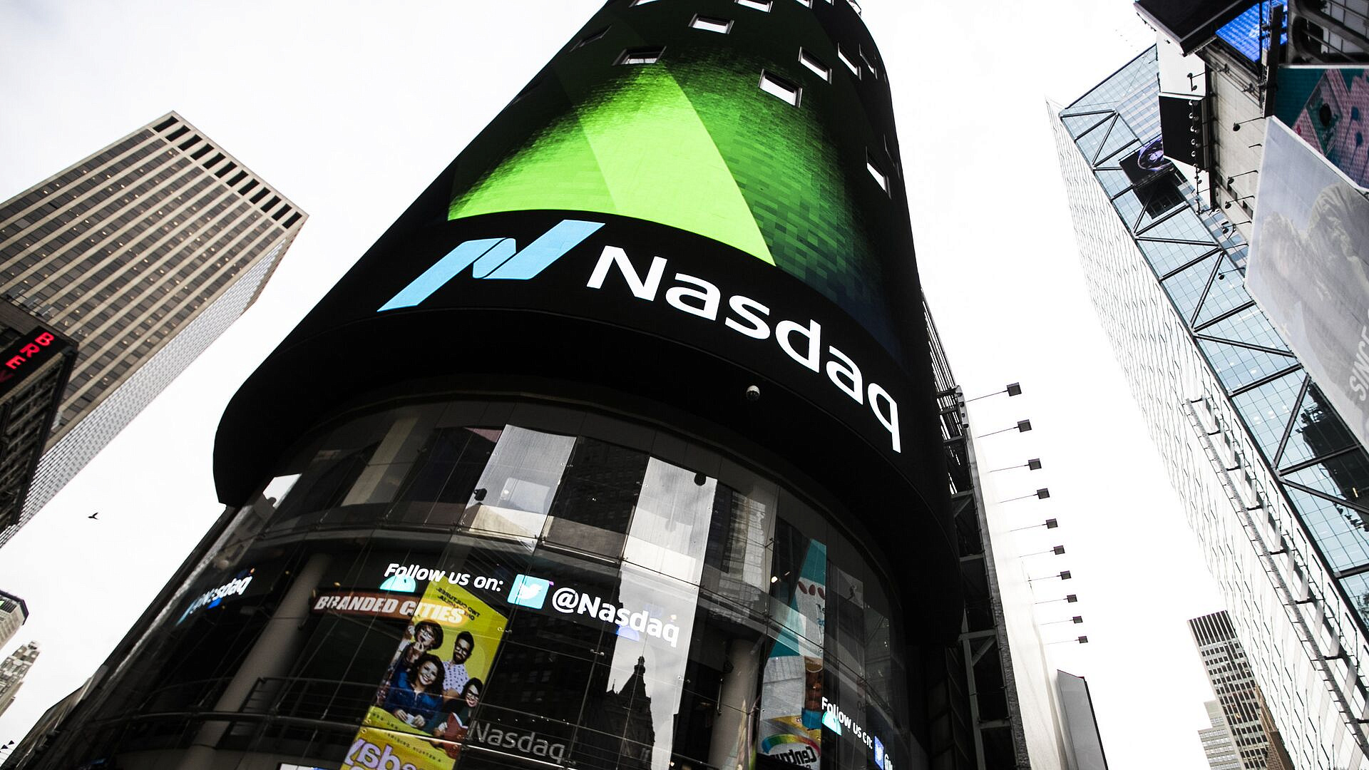 ���������� ���� ���� �������� 108 ���������� �������� ��-�� DeepSeek