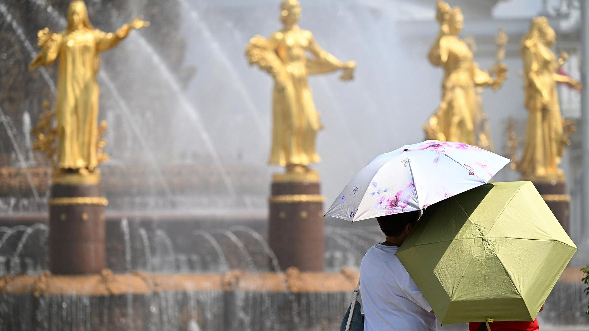 Пятница может стать самым жарким днем лета в Москве