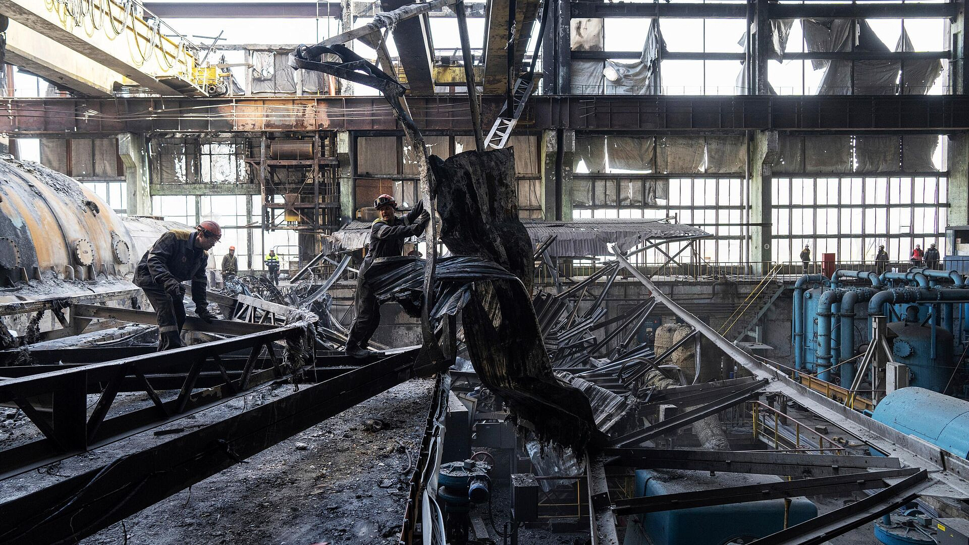 Украина запросила срочную помощь у пяти стран