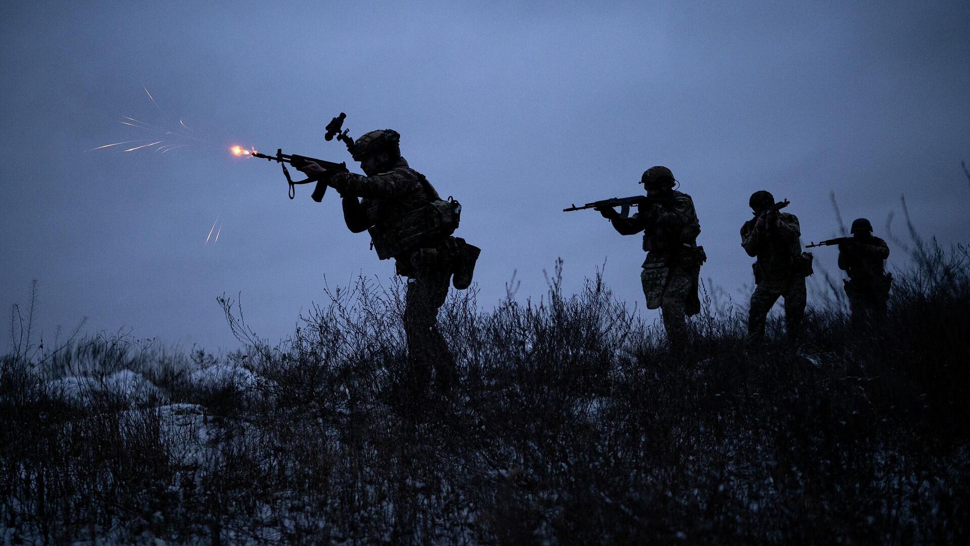 Российские военные зачистили 500 зданий от боевиков ВСУ в Зализничном