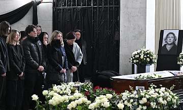 В Москве завершилось прощание с Александром Олейниковым