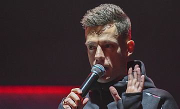 �������� ������ ������������� ���������� ������������� � ���� ����*