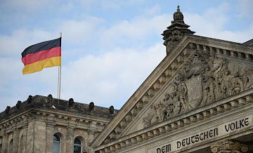 В Германии рассказали, кто получает выгоду от ослабления экономики страны