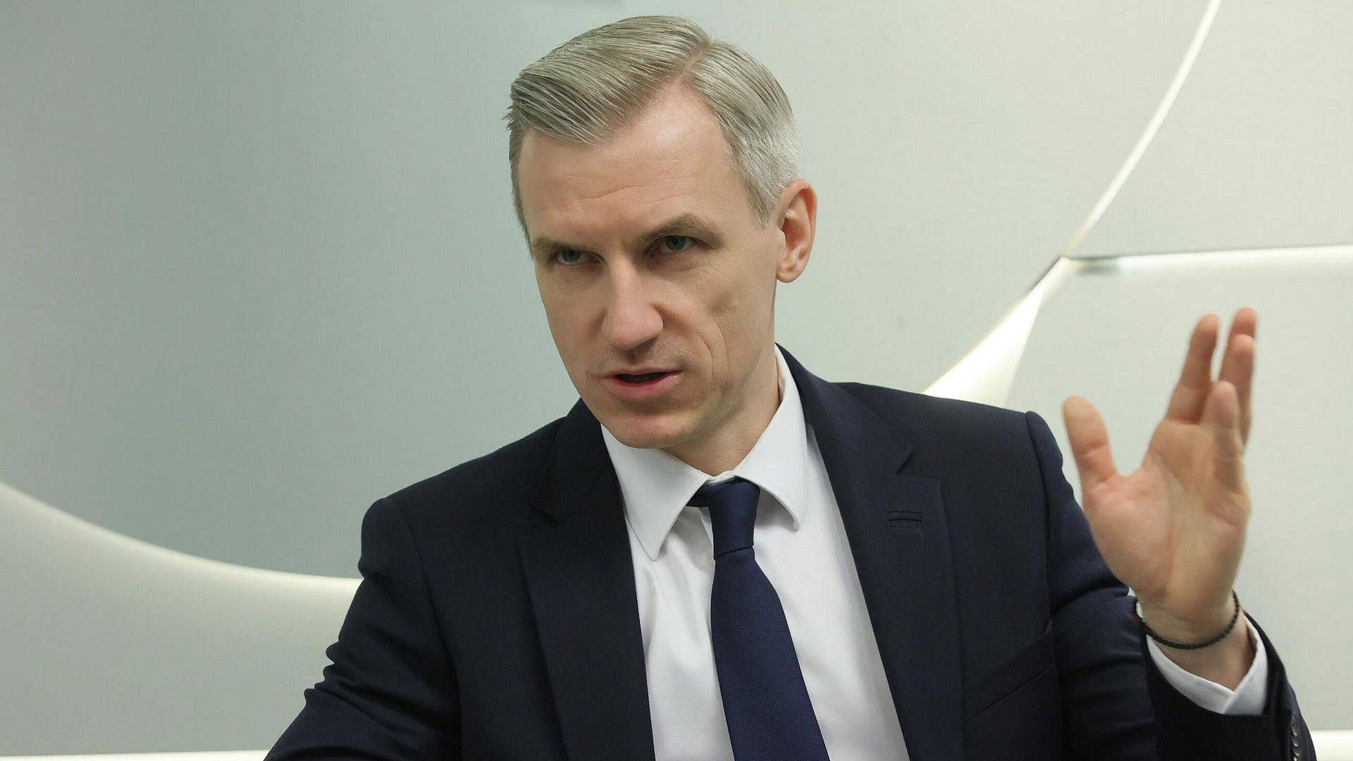 Анохин: Два новых корпуса больниц построят в этом году в Смоленской области