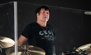 В США умер барабанщик группы Blondie Клем Берк