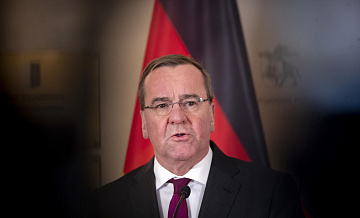 Писториус хочет привлечь в бундесвер 20 тысяч добровольцев, пишут СМИ