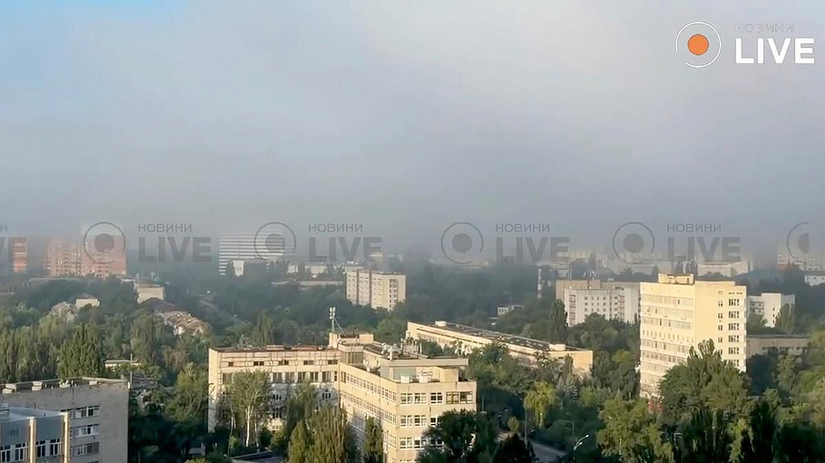 Киев затянуло дымом после взрывов