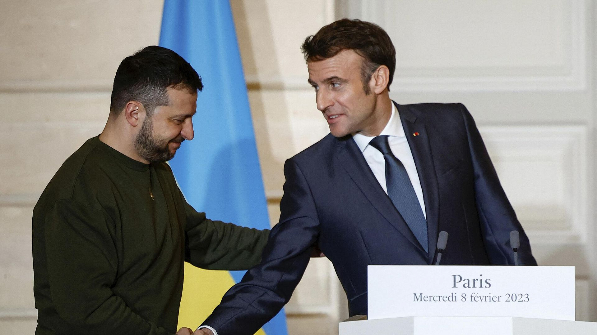 Макрон пообещал новые поставки ракет-перехватчиков Украине