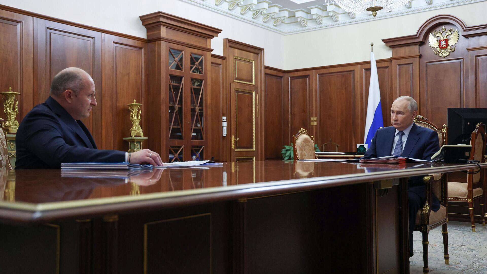 Путин пообещал оказать помощь пострадавшим от ЧП Чечне и Дагестану