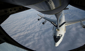 Самолет-заправщик ВВС США вылетел из Израиля