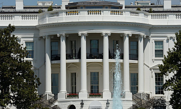 На рынке прогнозов в США назвали фаворитов на пост пресс-секретаря Трампа