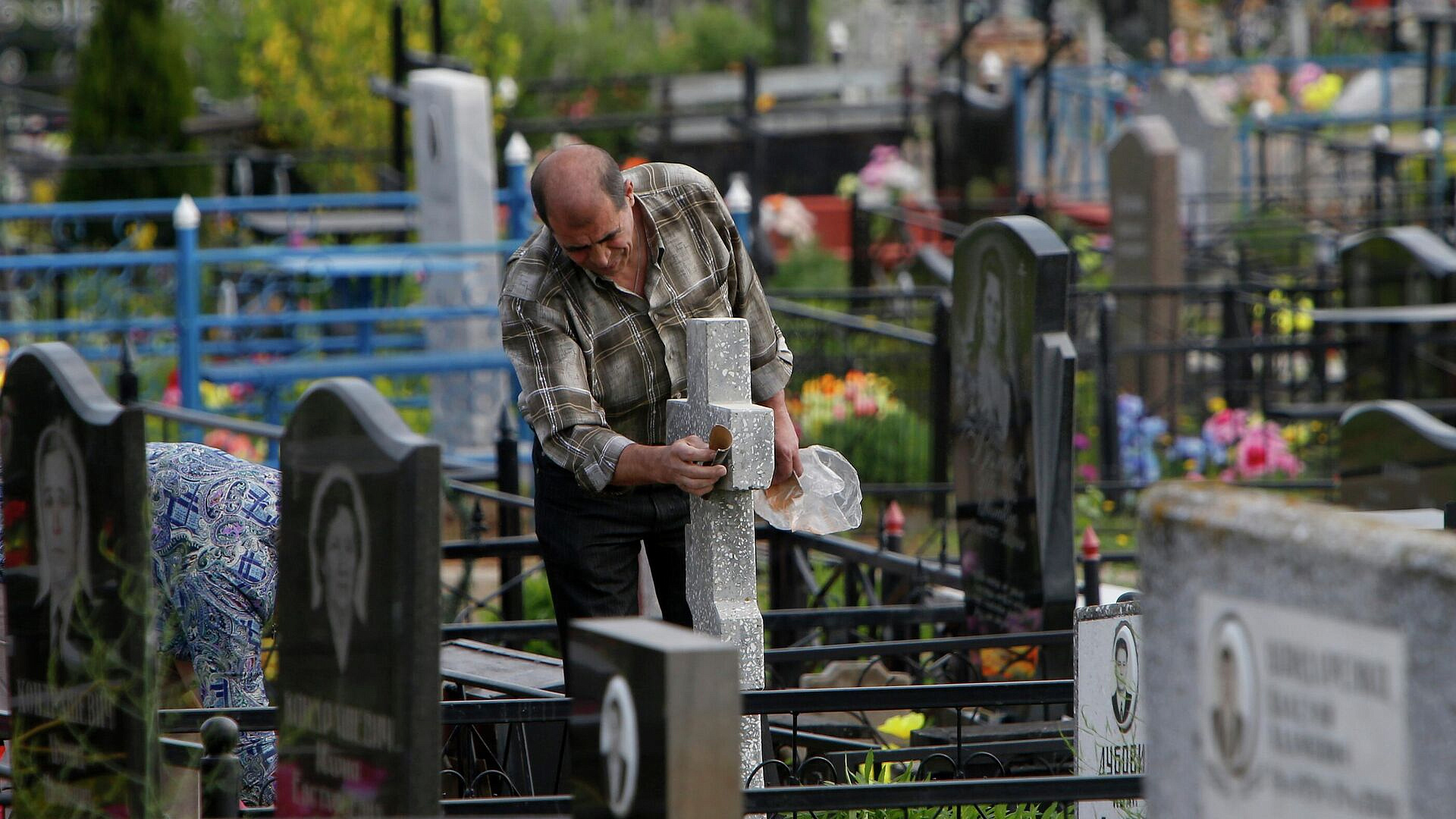 Радоница 2026: когда отмечают, история праздника и традиции поминовения