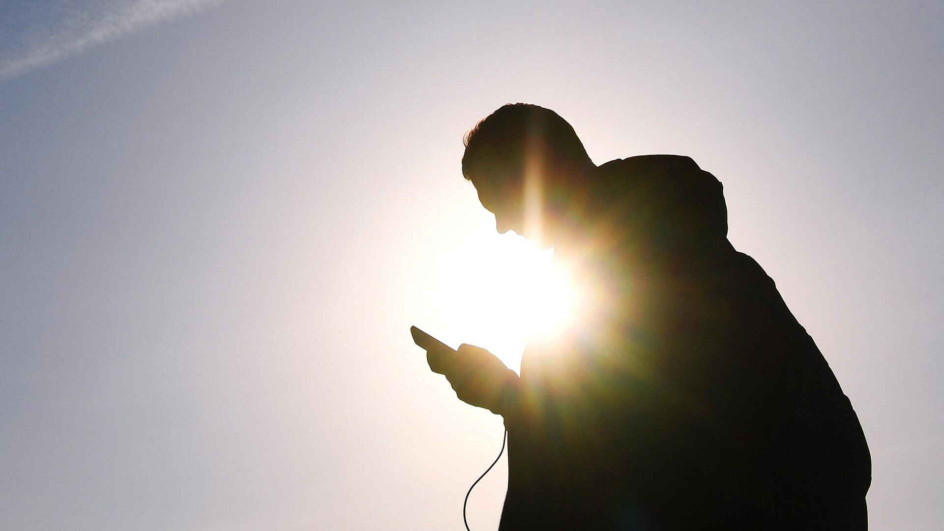 Мобильный интернет на скорости 5G стал доступен абонентам в России