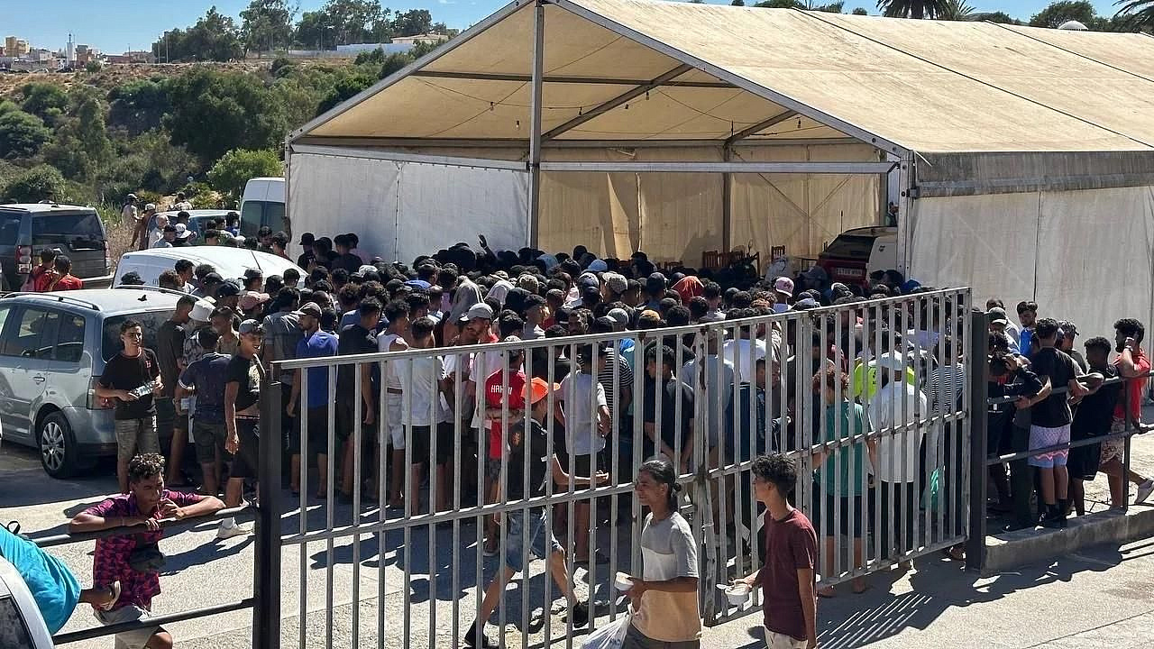 Испания попросила ЕС не критиковать Марокко за миграционный кризис