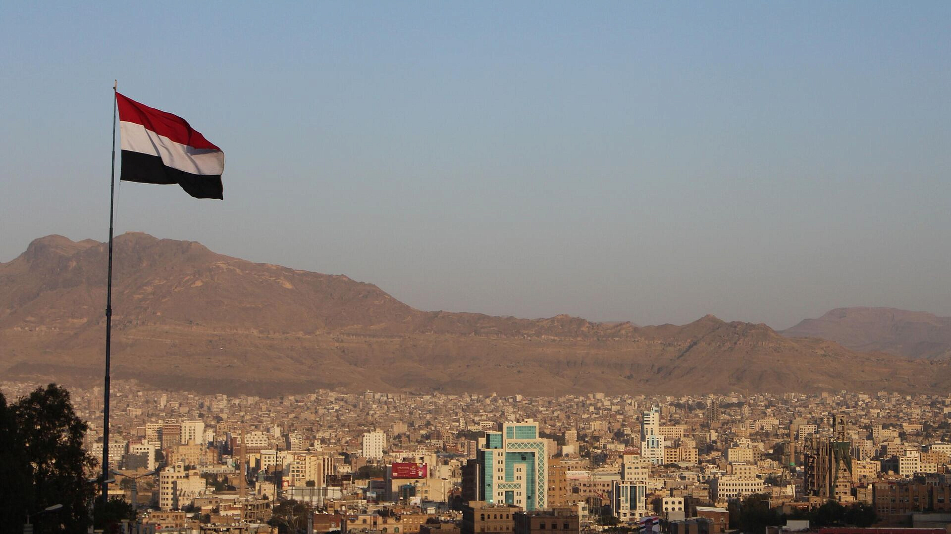 Британские ВМС сообщили о перестрелке у берегов Йемена