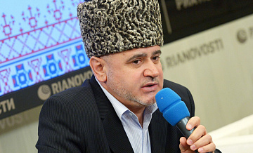 Выдавать девушку замуж без ее согласия нельзя, заявил муфтий