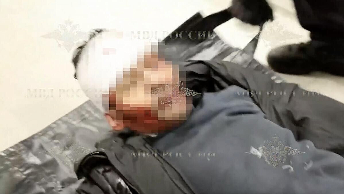 Соседка напавшего на людей с ножом в Петербурге рассказала о нем