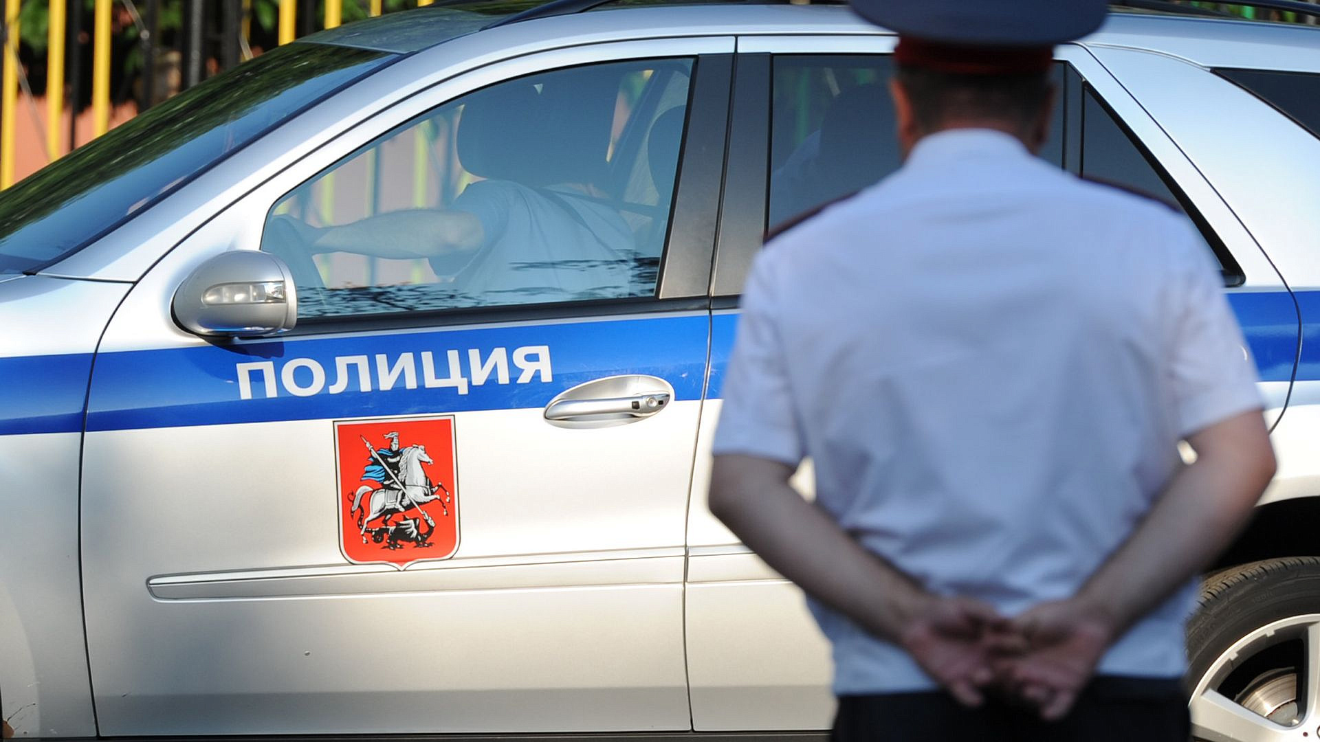 В Петербурге мужчина выстрелил из травматики во время конфликта на рынке