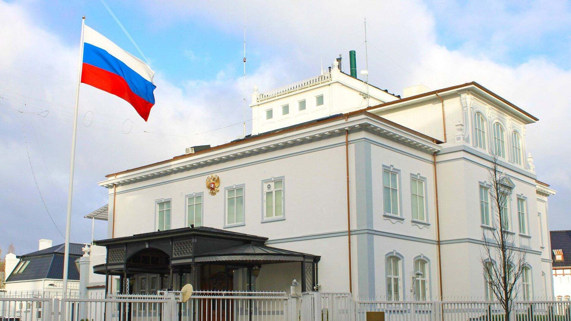 ����� ������ ������� ����� � ��������� ��������� �� �������