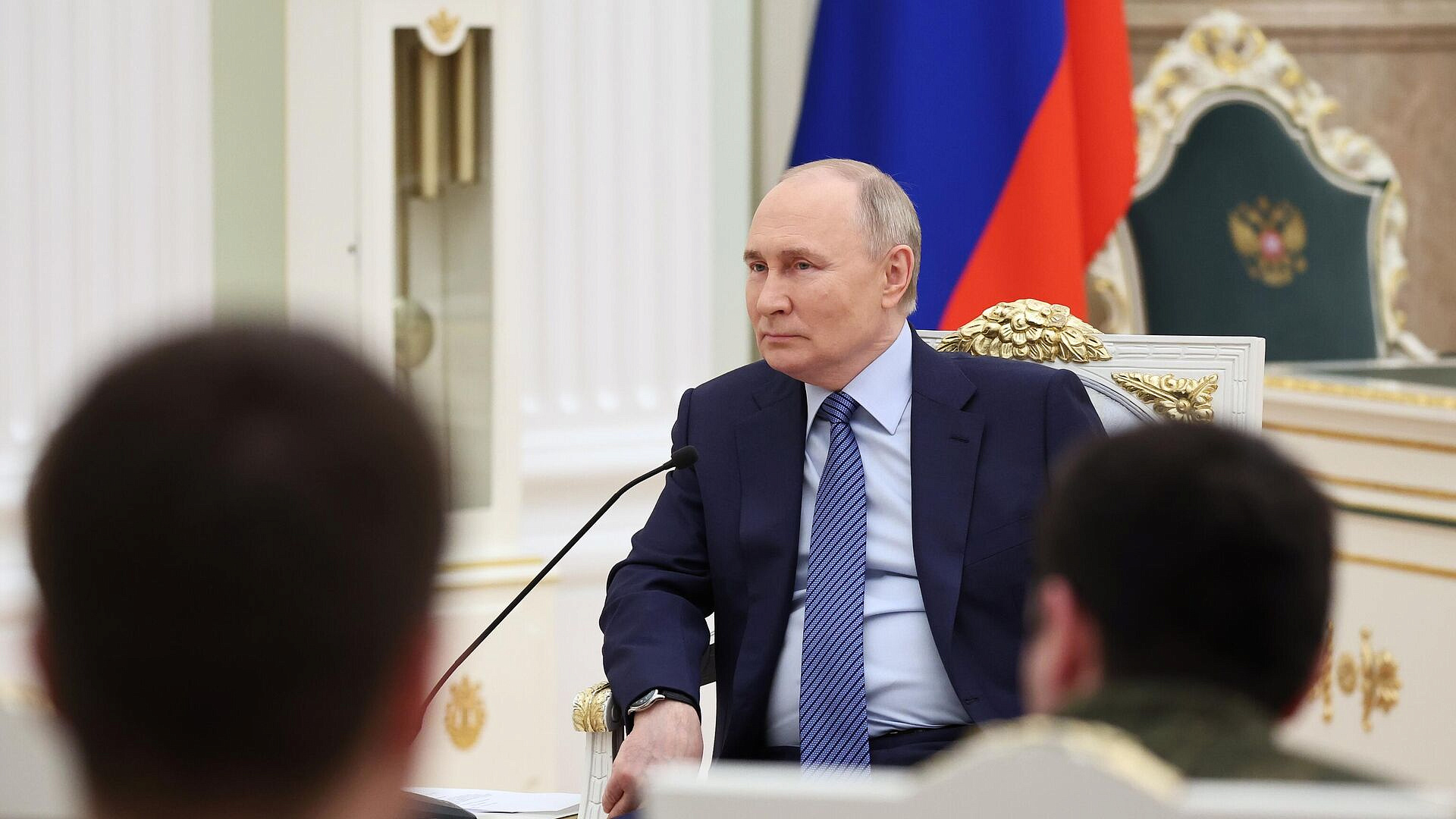 Путин заявил, что формат ОПЕК+ помогает удерживать цены на нефть
