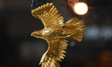 "Столыпин" стал лучшим сериалом кинопремии "Золотой орел"