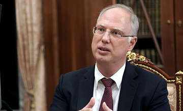Бюрократы ЕС делают Европу слабой и неактуальной, заявил Дмитриев