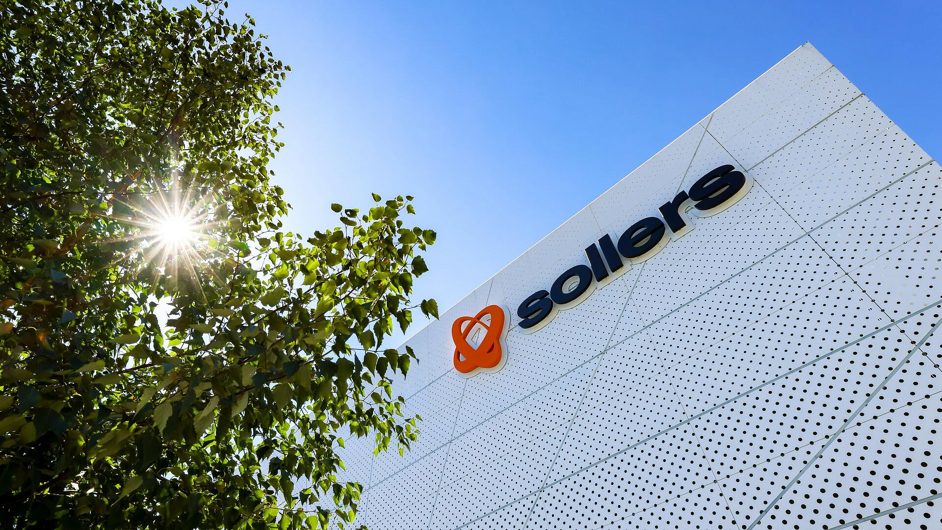 "�������" �������� ������������ ����� ������������ �����������